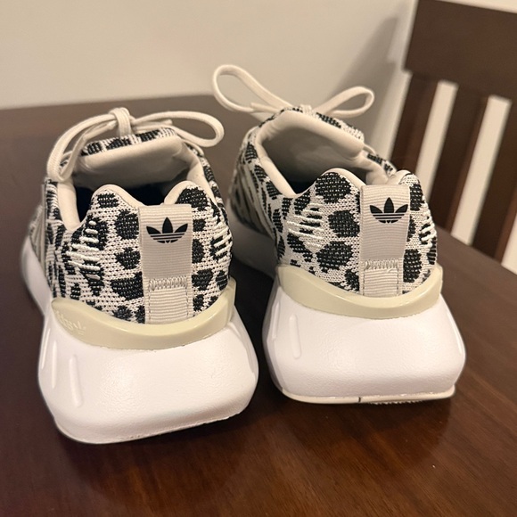 Adidas Leopard Print Sneakers - Picture 3 of 5